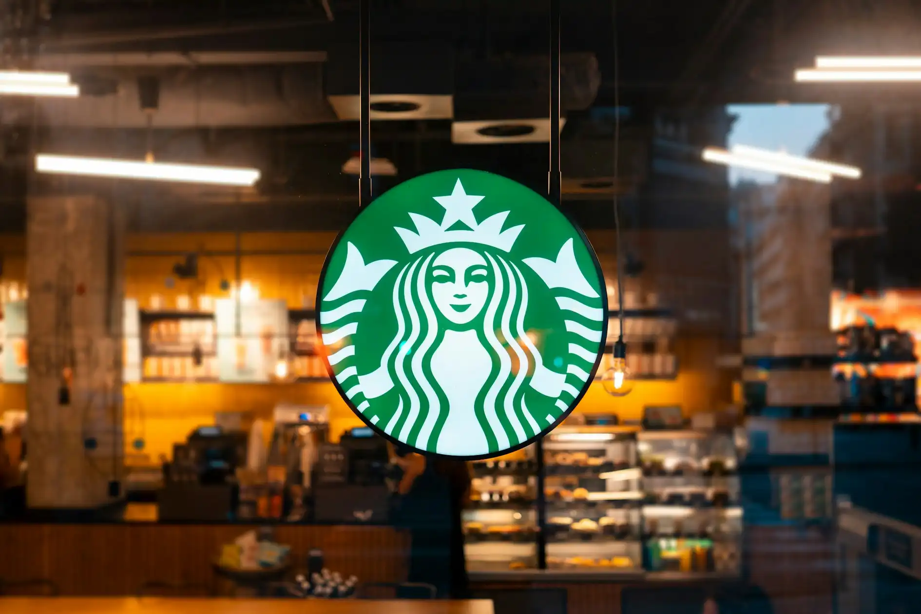 スターバックスがApp Clip導入。アプリを入れずにモバイルオーダーが可能に
